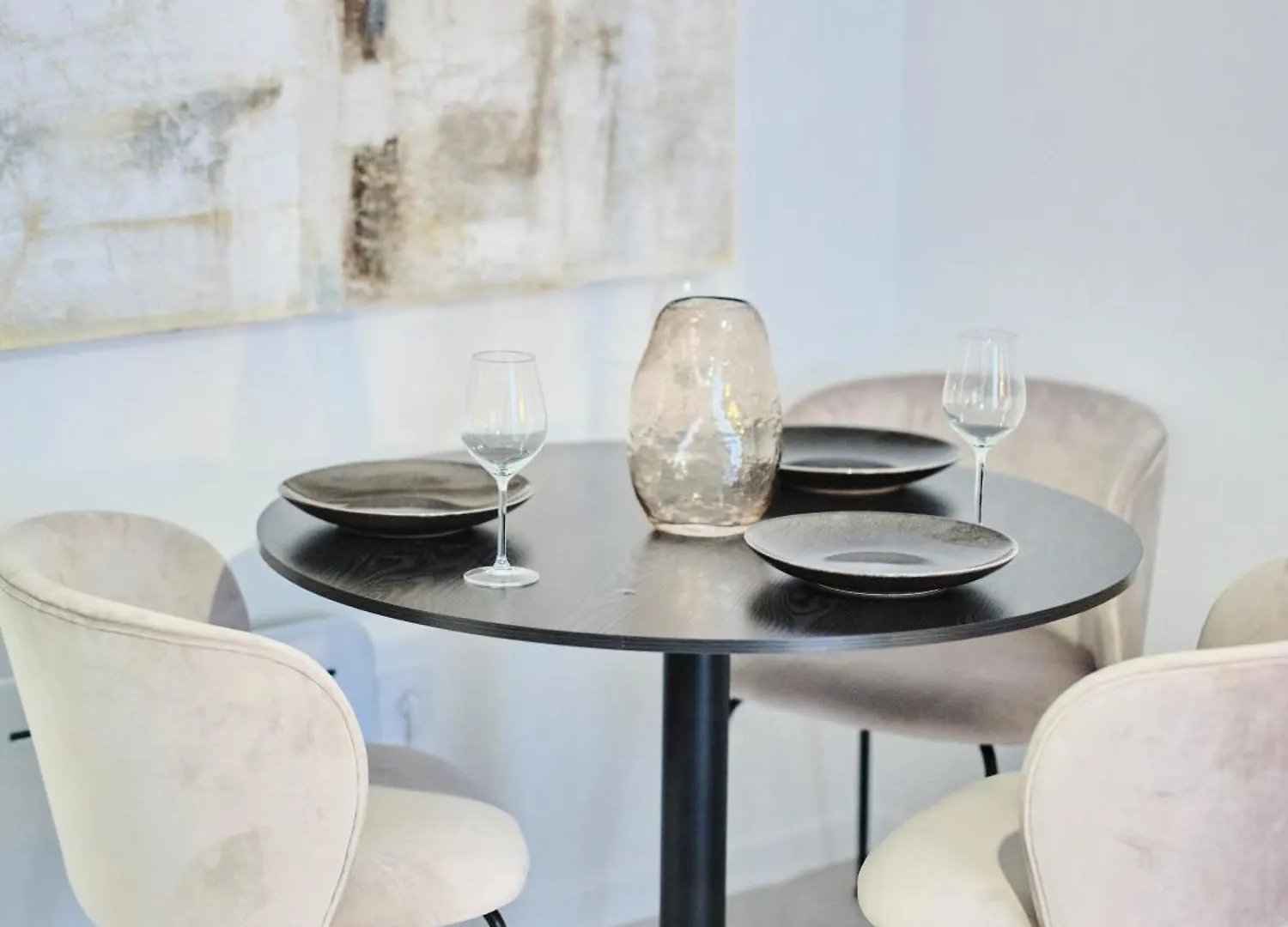 Bel Appart Au Charme Parisien, Pour 6 Personnes 0*, Paris