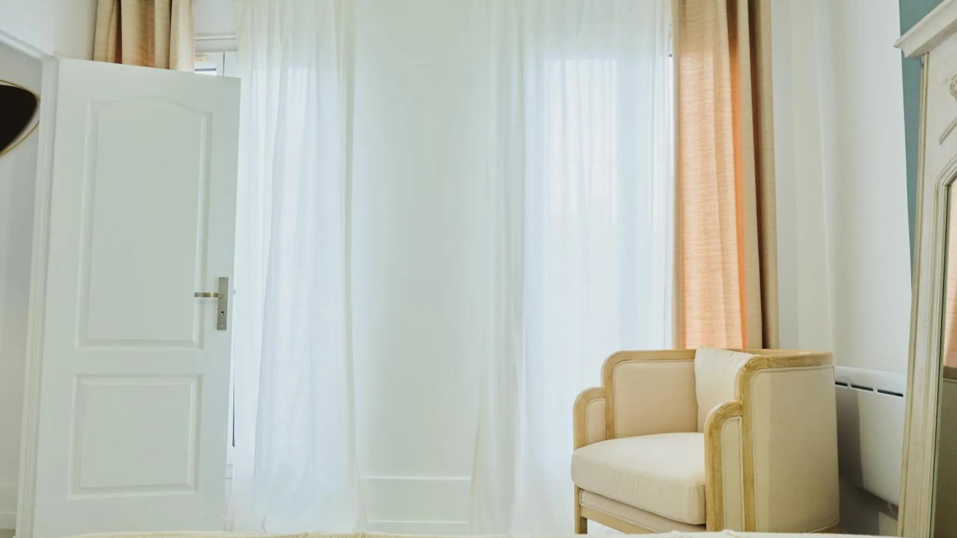Bel Appart Au Charme Parisien, Pour 6 Personnes Apartment